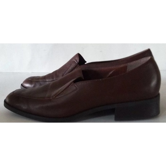 naturalizer brown flats
